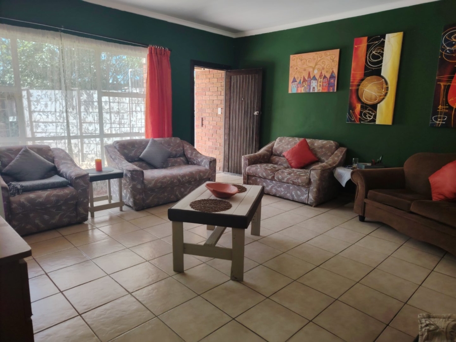 2 Bedroom Property for Sale in Pellissier Free State